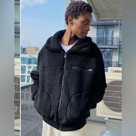 Aritzia - Wilfred Teddy Jacket (Size S) - Picture 1 of 7